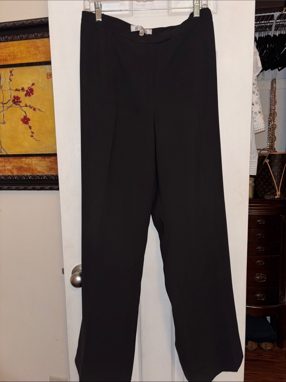 Kasper Black Wide-Leg Trousers with Flat Front